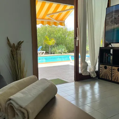 Chloe Villa
